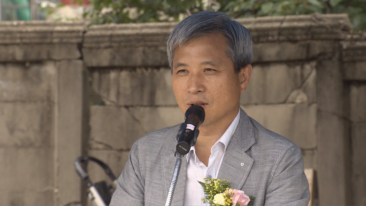 대원1통 카네이션하우스 현판식