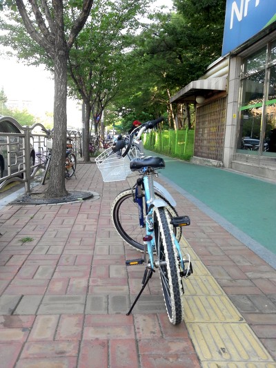 도전! 자전거 타고 오산천을 지나 아모레퍼시픽 미술관 가보기