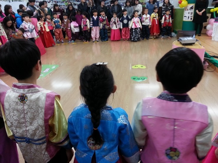 아쉬움이 가득한 새싹들의 첫 이별, 어린이집 졸업<시민기자 정덕현>;