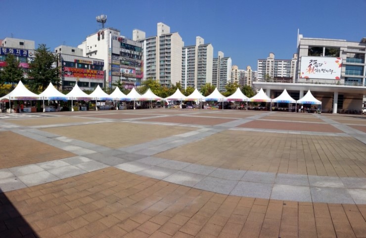 22일~24일 오산시청광장의 자매도시 농수산품 판매해요 