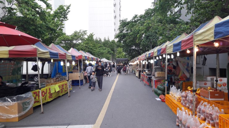 오산시 운암1단지 야시장에서 신나게 놀기~!<시민기자 김유경>;