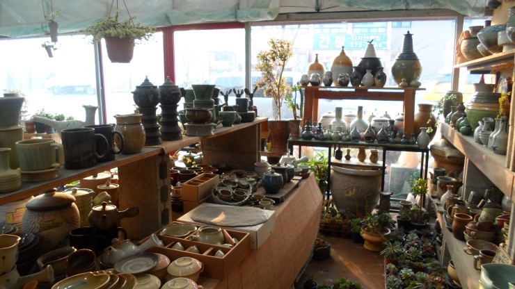 꽃과 도자기를 한번에 만나보는 오산의 화원