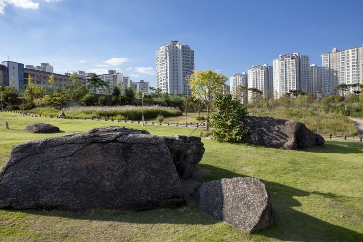 오산에는 몇개의 고인돌이 있을까요?<시민기자 오병곤>;