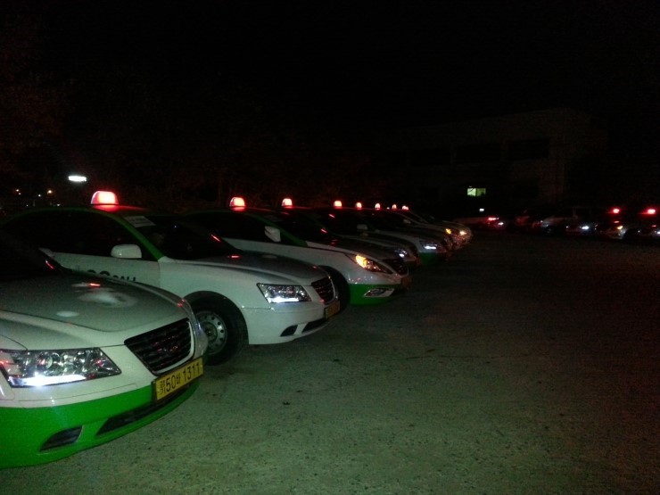 수험생의 걱정과 긴장! 조흥운수(주) 택시 안에서 녹이세요. - 수험생 무료수송봉사 -