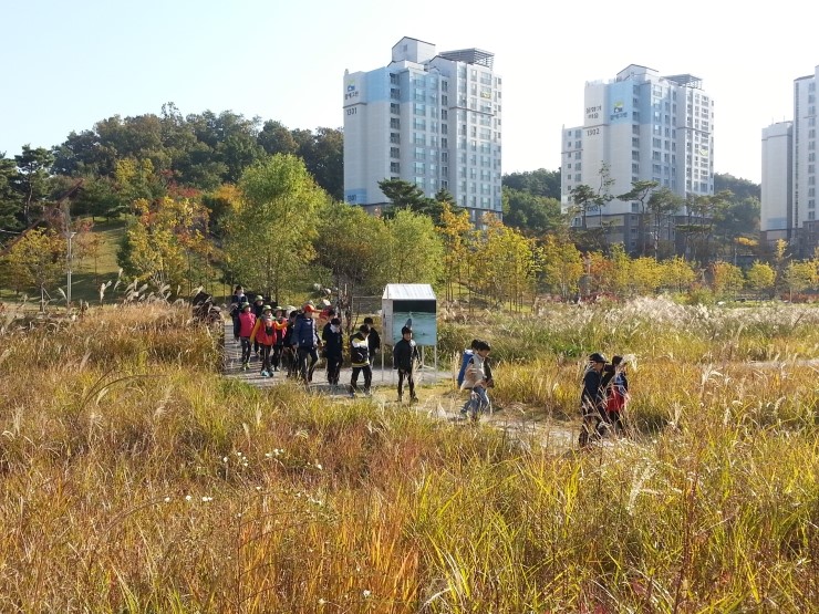 마을이 어떻게 학교가 될까? 된다! 시민참여학교 고인돌공원 탐방에서는~