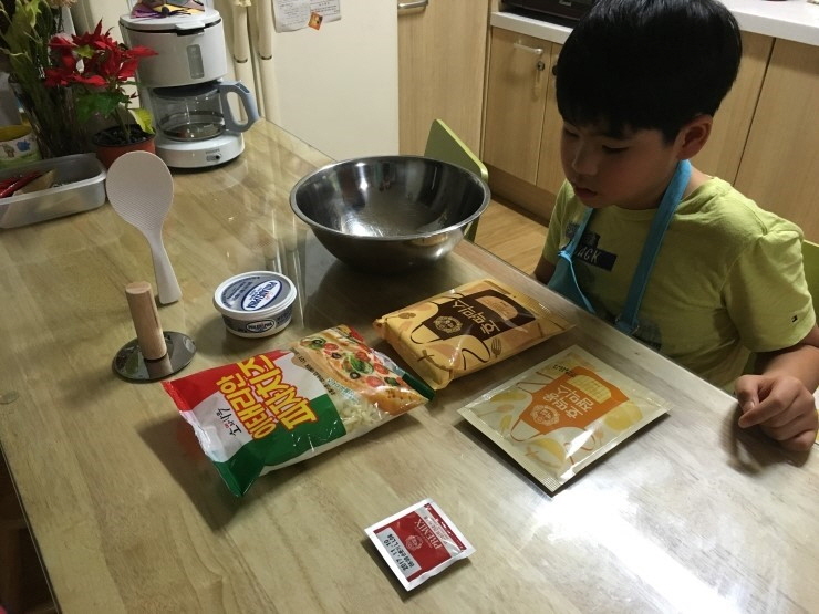 아빠와 함께 찹쌀호떡 만들어 먹어보기<시민기자 손선미>;