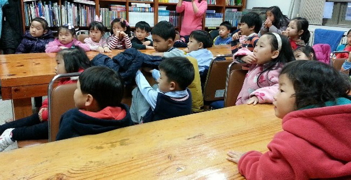 우리마을 오산시 작은도서관의 동화구연 프로그램